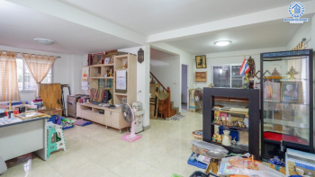 บ้านเดี่ยวมือสอง ม.ศุภาลัยวิลล์ วงแหวน-รัตนาธิเบศร์ เนื้อที่ 57 ตร.ว. มาพร้อมฟังก์ชัน 3 ห้องนอน 3 ห้องน้ำ บ้านพร้อมเข้าอยู่ บนทำเลที่ดี เชื่อมต่อถนนหลายเส้นทาง เดินทางสะดวก ใกล้รถไฟฟ้า "สถานีคลองบางไผ่" และทางด่วน "กาญจนาภิเษก"